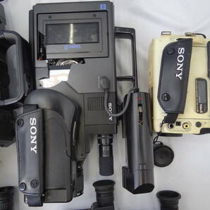 Z1D ８ｍｍ ビデオカメラ ムービー ソニー SONY ハンディカム ナイトショット TRV45 TR55 TR705 CCD CANON VM-E1 日立 大量 ８台 ジャンクの画像4