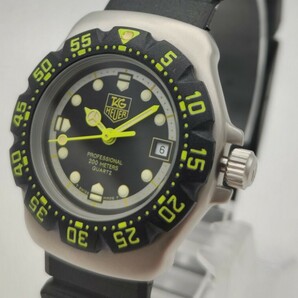 【稼働品】レディース クォーツ タグホイヤー TAGHEUER Professional 200m フォーミュラ1シリーズ 376.508 黒/黄文字盤 純正ベルト の画像2