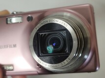 FUJIFILM フジフィルム コンパクトデジタルカメラ FinePix F70EXR ピンク（ジャンク品）_画像7