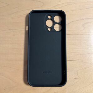 iPhone 13pro ケース　カード入れ付