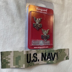 ☆US NAVY放出品,未使用品 VANGUARD ピンバッチ 鷲 + US NAVY TAPE（WOODLAND AND DIG EMB) アメリカ海軍 MEDE IN USAの画像5
