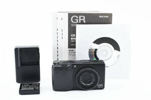 * superior article * Ricoh RICOH GR DIGITAL first generation compact digital camera L2200#2698