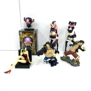 063B462★【中古/現状品】ONE PIECE/ワンピース フィギュア まとめ セット ルフィ/チョッパー/ナミ/ハンコック/ペローナ/ビビ/レイジュの画像3