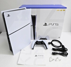 059Z318★【中古/動作品】 PlayStation5 PS5 本体 CFI-2000 【コントローラー・ケーブル付属】 新型 軽量化版