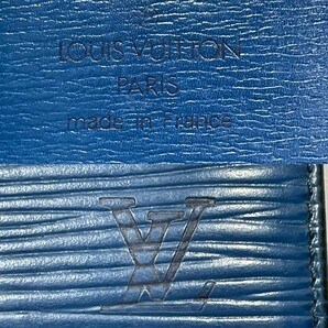 LOUIS VUITTON ルイヴィトン エピ Wホック財布 ポルトモネビエカルトクレディ M63482 ブルー系 箱付きの画像10