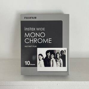 富士フイルム FUJIFILM instax WIDE MONO CHROME ポラロイドフィルム 有効期限切れ の画像1