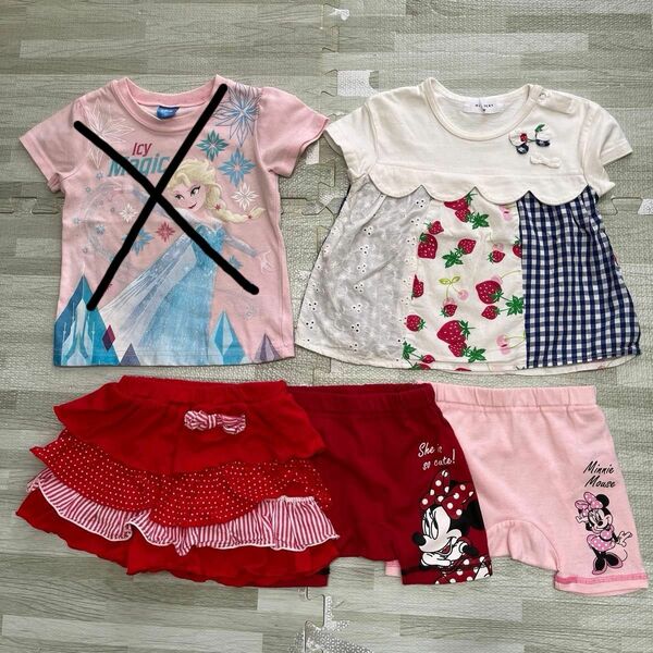 子ども服　Disney ミニーちゃん　ショートパンツ　半袖カットソー　Tシャツ　女の子　90サイズ