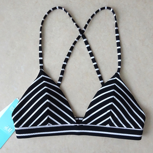  new goods H&M H and M border bikini top bla top white black triangle bikini swimsuit non wire Monotone back Cross sea pool travel 