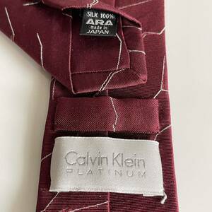 カルバンクライン（Calvin Klein) ワインレッドまだら線ネクタイ