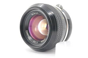 Nikon ニコン New Nikkor 50mm f/1.4 単焦点 標準 Lens マニュアル フォーカス スタンダード レンズ TN33224