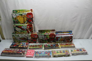 30-0 [ Junk ] Pirate Squadron Gokaiger toy set 