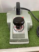 【中古品】★makita　マキタ　電子カンナ　1804C　100V　IT15YY46WRDW_画像3