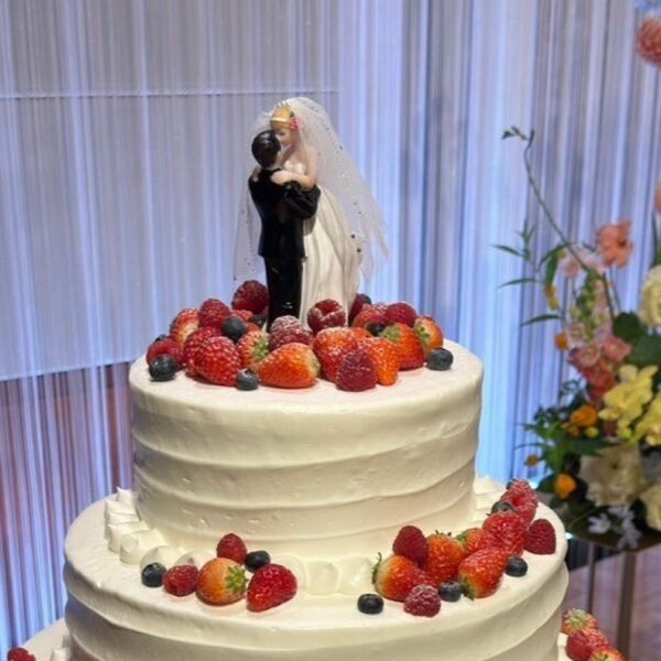 ケーキトッパー　結婚式　ケーキ