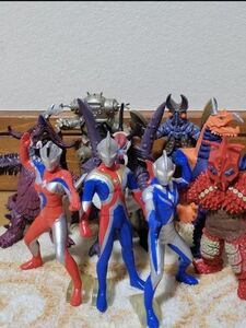 ガシャポンHG ウルトラマンコスモス 超獣フィギュア9個セット