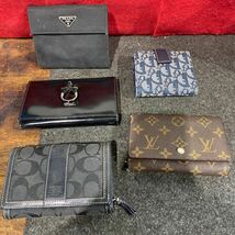 0422-03◆財布 LOUIS VUITTON ルイヴィトン COACH プラダ DIOR ディオーまとめて_画像1