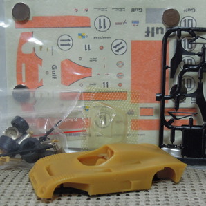 STARTER 1/43 GULF FORD LM 1975の画像5