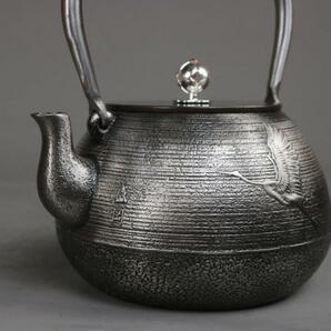 高品質◆鉄瓶◆ 急須を入れる 砂鉄製ティーポット純粋な手水を沸かして茶を煮る茶具 鉄瓶 未使用の画像4