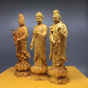 高品質◆仏教美術高さ約20ｃｍ 阿弥陀如来三尊立像 ツゲ 観音菩薩 木彫仏像 精密細工の画像2