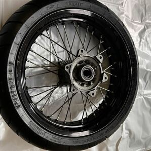 ハスクバーナ SM250R 純正ホイールセット 美品の画像2