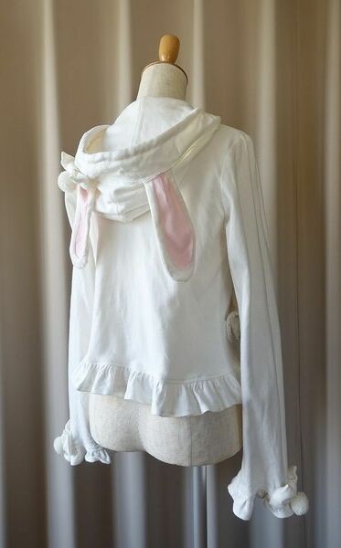 ANGELIC PRETTY rabbit ears hoodie 