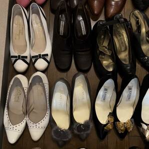 1スタ まとめ売り 30足セット ブランド 靴 パンプス サンダル フェラガモ YSL Dior TORY BURCH MIU MIU BALENCIAGA kate spade ジャンクの画像4