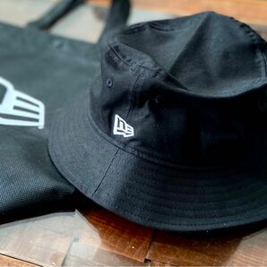 新品タグ付き NEW ERA バケットハット M/L＊送料無料