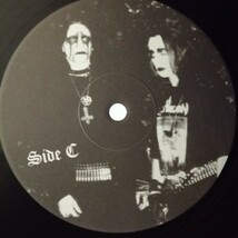 D04 中古LP 中古レコード　MUTIILATION vampires of black imperial blood DA004 オーストラリア盤　2枚組　フランス　ブラックメタル_画像7