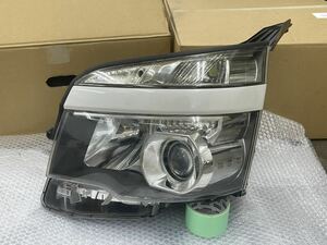 【送料込み】トヨタ 70 ヴォクシー 後期 純正 左 HID ヘッドライト KOITO 28-225