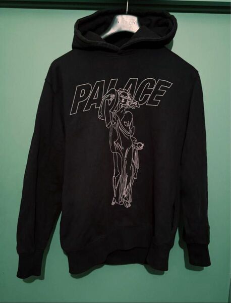 (国内未発売)PALACE パレス スウェットパーカー 黒
