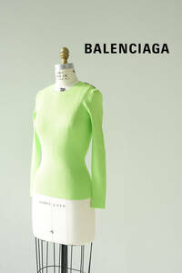 BALENCIAGA