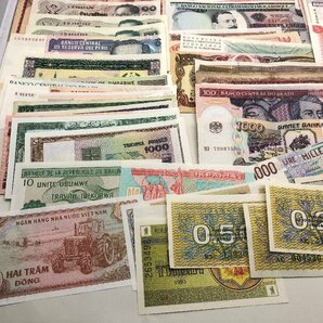 ◆ イタリア / フランス / ロシア / ブラジル / シンガポール 他 海外 古札 旧紙幣 古紙幣 大量 まとめ 中古【UW040607】の画像4