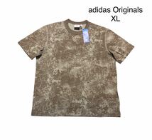 新品 正規品【adidas Originals】アディダスオリジナルス アディダス アドベンチャー 総柄プリント Tシャツ◆オリーブ カーキ カモフラ◆XL_画像1