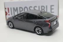 J0933 T* L トヨタ・プリウス 1/30スケールミニカー 1G3 グレーメタリック　非売品　PRIUS IMPOSSIBLE_画像2