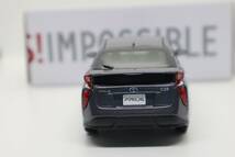 J0933 T* L トヨタ・プリウス 1/30スケールミニカー 1G3 グレーメタリック　非売品　PRIUS IMPOSSIBLE_画像5