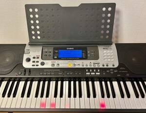 ★美品★CASIO 光ナビゲーション キーボード　LK-301 BB★純正キーボードスタンド★譜面立て付き