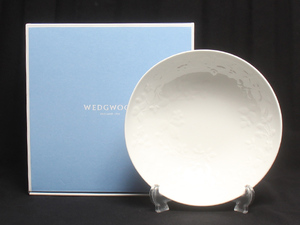 美品 ウェッジウッド ボウル 皿 22cm ワイルドストロベリーホワイト WEDGWOOD