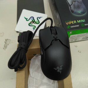 N8801【美品】Razer Viper Mini 有線ゲーミングマウス PC/Mac用 (超軽量61g）の画像3