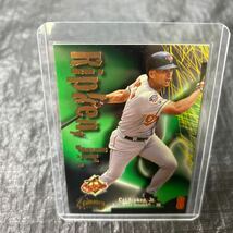 1998 Sky Box Circa カル リプケン ジュニア ボルチモアオリオールズ No.8 Cal Ripken JR_画像1