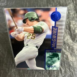 1997 Pinnacle Select マークマグワイワ オークランドアスレチックス　No.75 Mark McGwire Oakland Athletics 