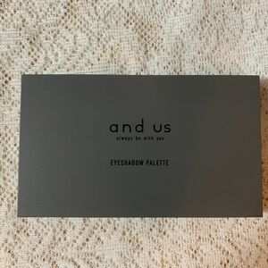 andus and us アイシャドウ パレット　スリーコインズ