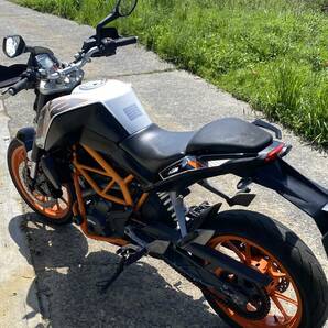 KTM 390DUKE 軽い車体にパワフルエンジン！ 検）DUKE125200250CBR250RRGSX-RZXRYZF-R25ジクサー150の画像6