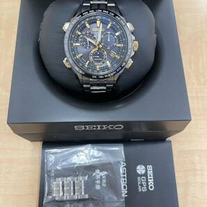 美品 SEIKO セイコー ASTRON アストロン 8X82-0AB0-1 GPS電波ソーラー ブラック ゴールド チタン 定価260,000円 付属品 コマあり 動作品の画像1