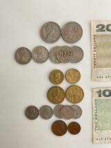 旧オーストラリアドル60~古銭 硬貨 貨幣 外国銭 80年代紙幣＆コイン合計37ドル18セント分_画像3