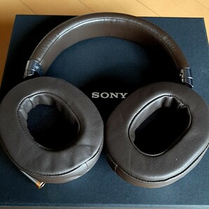 ★宅急便送料無料！極厚イヤーパッド新品！☆ソニー SONY ハイレゾ ヘッドフォン MDR-1A シルバー 付属品全て有！☆美品即決！★ の画像5