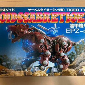 TOMY メカ生体ゾイド ZOIDS　サーベルタイガー　トラ型