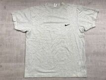 ナイキ NIKE 90s オールド スポーツ ストリート 古着 スウォッシュ刺繍 半袖Tシャツ メンズ コットンニット タイ製 L 霜降り グレー_画像1