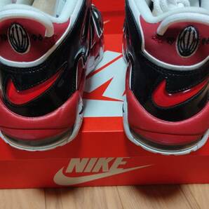 Nike Air More Uptempo ’96 "Black and Varsity Red" 27.5cmの画像7