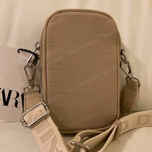 ZARA ザラ　 ボディーバッグ（新品）