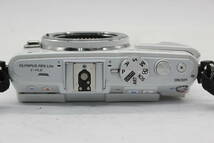 【美品 返品保証】 【元箱付き】オリンパス Olympus E-PL6 ホワイト バッテリー チャージャー付き ミラーレス一眼 ボディ s9341_画像6