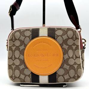 2265【美品】COACH コーチ ショルダーバッグ カメラバッグ 斜め掛け デンプシー シグネチャー ジャガード ロゴ キャンバス レザー 本革の画像2